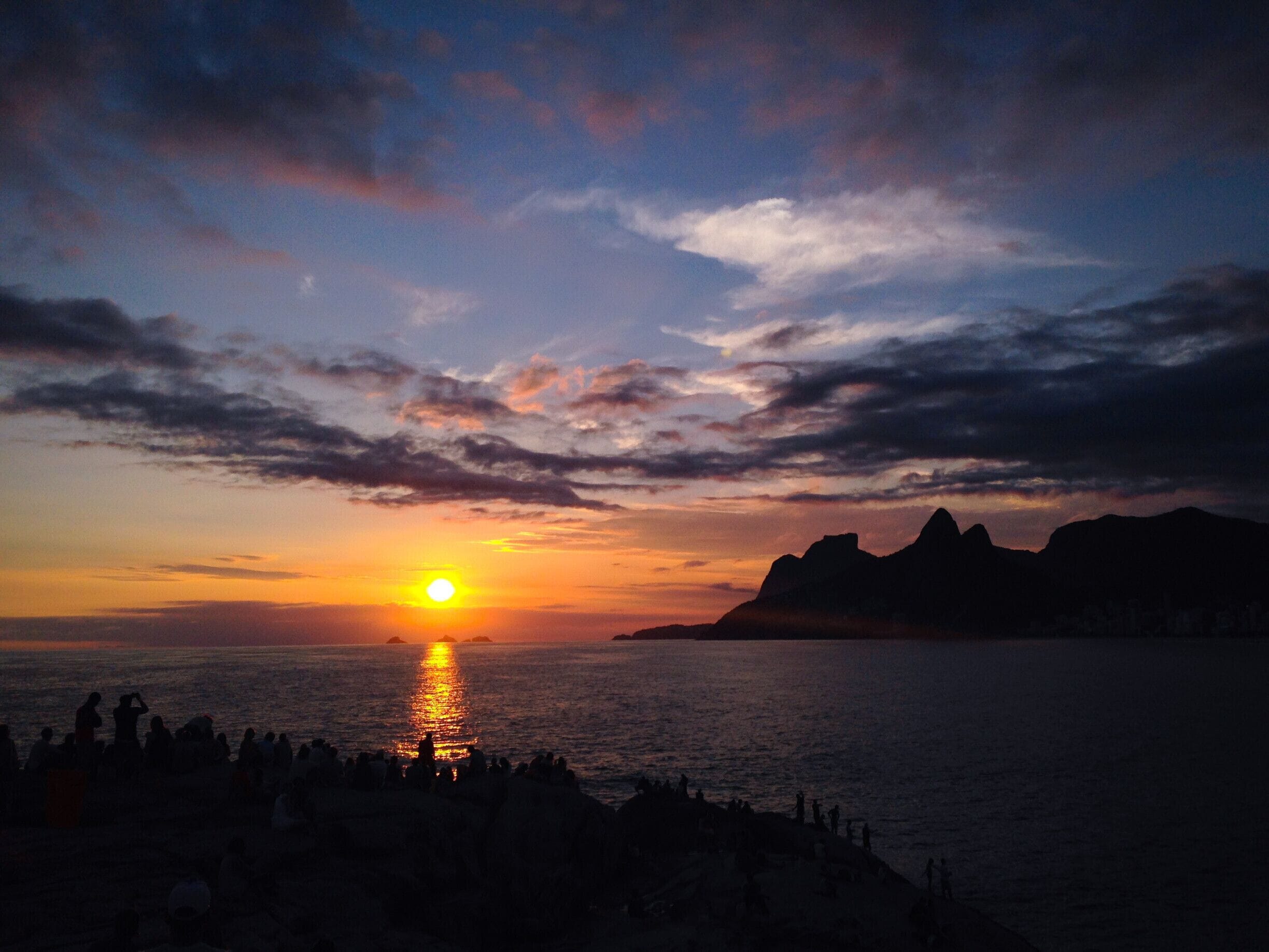 Beautiful sunset in Rio. #waterlust #rio #brazil #arpoador