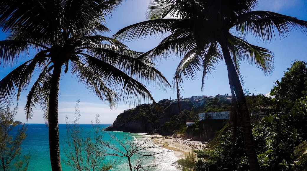 #riodejaneiro #brazil #summer2017 #joatingabeach #friends