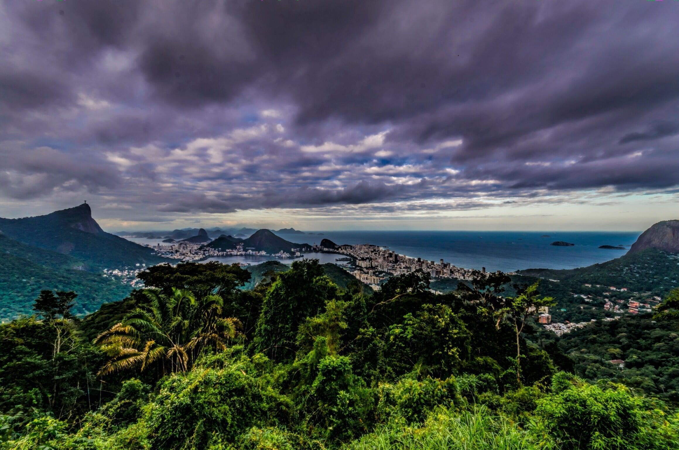 This was taken on a trip to Tijuca Forrest. Rio is such a beautiful city. 
Vinramundo.smugmug.com
#waterlust