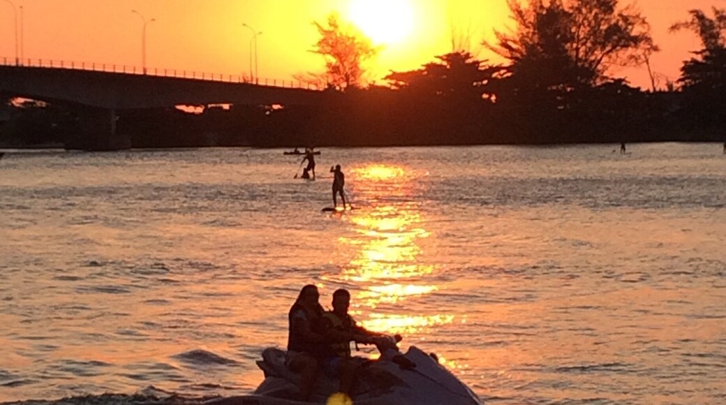 Por do sol em Guaratiba... Uma visão!
GoldenHour