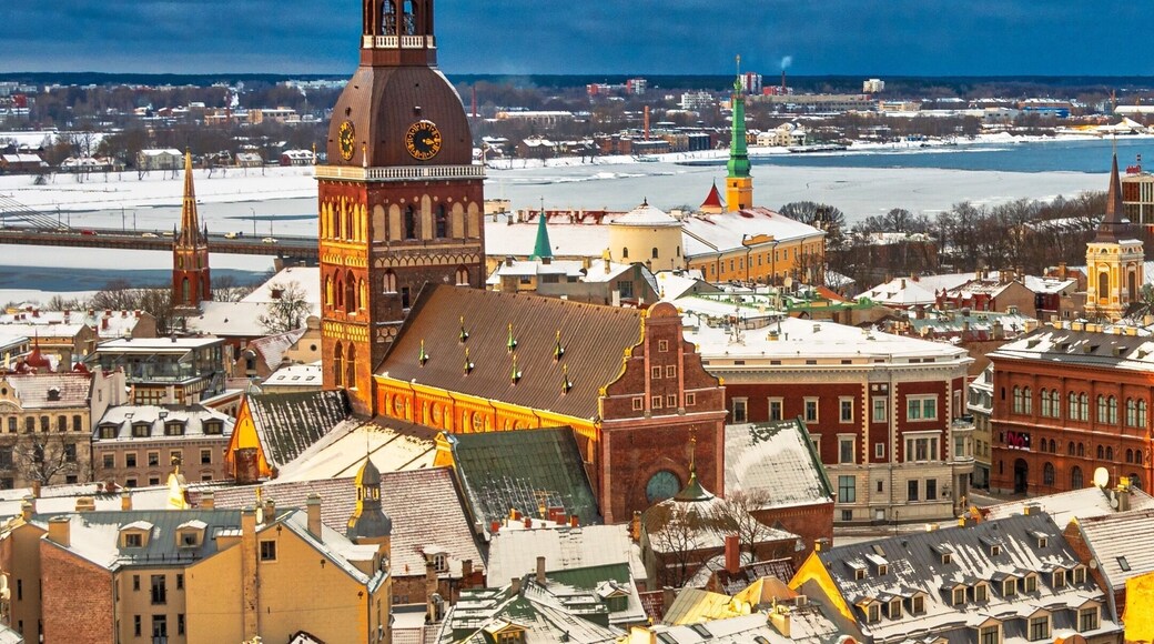 🏙️A View of the Old Town - Riga - Latvia🇱🇻
📷Nikon D7500 - ISO 320 - Nikkor 18-200mm lens f3.5-5.6 G - 29mm - f/11 1/50 sec
⚔️In the aftermath of the First World War, on November 18, 1918, Latvia’s independence🇱🇻 was declared in Riga, and the city became the republic’s capital. The Russian border was closed🚫 to eastern trade, so the port’s transit role declined⬇️, but its agricultural and timber exports became the core of the national economy💰. The University of Latvia🎓, the Art Academy of Latvia🎭, and the Latvian Conservatoire 🎶(now the Jāzeps Vītols Latvian Academy of Music) were established between 1919 and 1922, also domestic and international flights🛫 to Riga’s airport began in the 1920’s.
🇱🇻Latvia was occupied and annexed by the Soviets in 1940, and Riga lost thousand of people between 1940 and 1941 due to Soviet deportations⛓️ and executions💀. The Nazis occupied the city from 1941 to 1944 during World War II, making it the administrative capital of Ostland, a territory encompassing Estonia🇪🇪, Latvia🇱🇻, Lithuania🇱🇹 and Belarus🇧🇾. In Riga ghetto, more than 25,000 jews✡️ were imprisoned, shot in the Rumble forest and buried in mass graves on November 29-30 and December 8-9, 1941. In October 1944, the Soviets returned to Latvia🇱🇻, and the population vacuum created by war deaths, emigration and deportations was filled by Russians, Ukrainians and Belarusians who settled the Baltic region as part of a Soviet internal immigration👨👨👧👦 policy that continued through the 1980s.
➡️Finally, in May 1990, Latvia🇱🇻 declared renewed independence, mobilising nonviolent resistance to achieve that goal in August 1991. Latvia🇱🇻 was admitted to the UN🇺🇳 in autumn 1991 and joined the EU🇪🇺 and the NATO in 2004.
❓Did you know that Riga is one of 14 capital cities that consists of only four letters? The others are Rome🇮🇹, Oslo🇳🇴, Lima🇵🇪, Baku🇦🇿, Bern🇨🇭, Kiev🇺🇦, Juba🇸🇸, Malé🇲🇻, Doha🇶🇦, Lomé🇹🇬, Suva🇫🇯, Dili🇹🇱 and Apia🇼🇸.