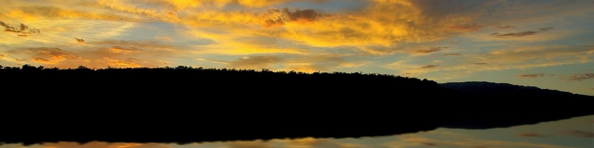 Check out these crazy, curled clouds!
#africa #southafrica #sunrise #reflection