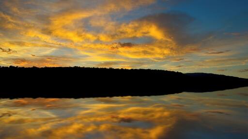 Check out these crazy, curled clouds!
#africa #southafrica #sunrise #reflection