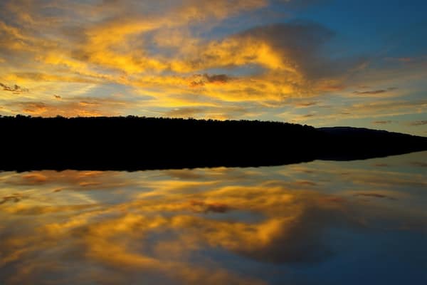 Check out these crazy, curled clouds!
#africa #southafrica #sunrise #reflection