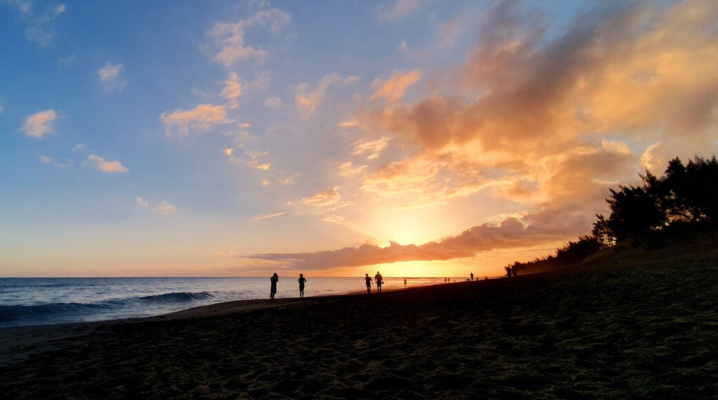 Sunset over the beach - Reunion Island