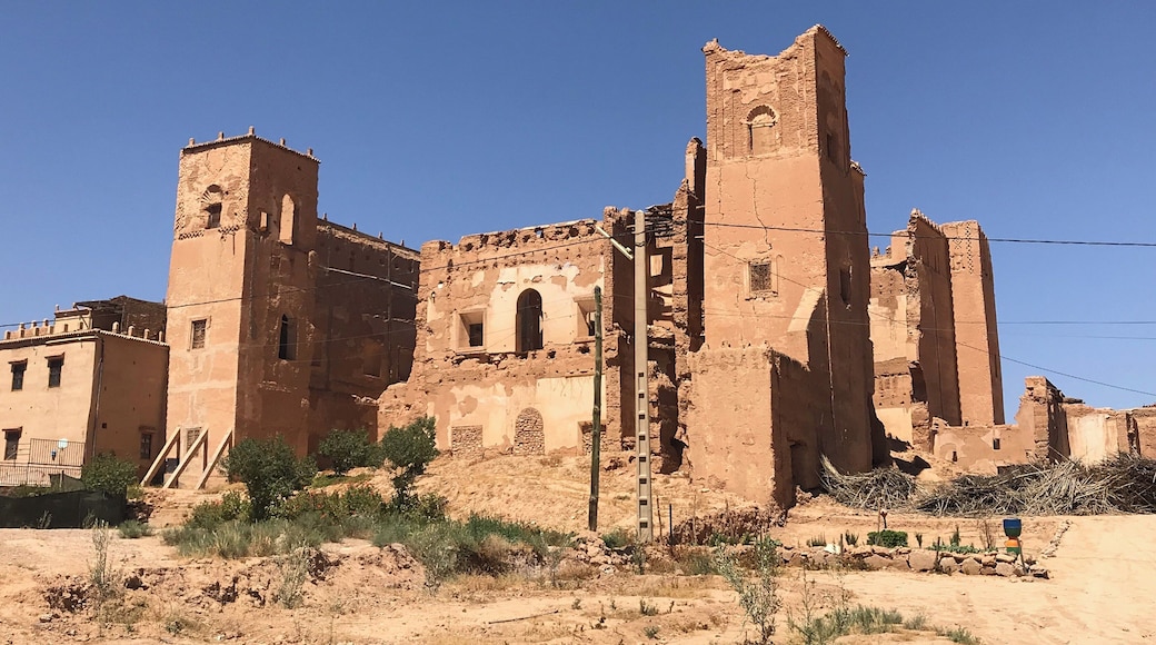 An old temple next to the Escale Rando hotel In Taliouine. #escalerando #Taliouine #kasba #morocco #travel #moroccan #travelmorocco #africa #northafrica #desertlandscape #earthbound #temple #flashpackingbarbie