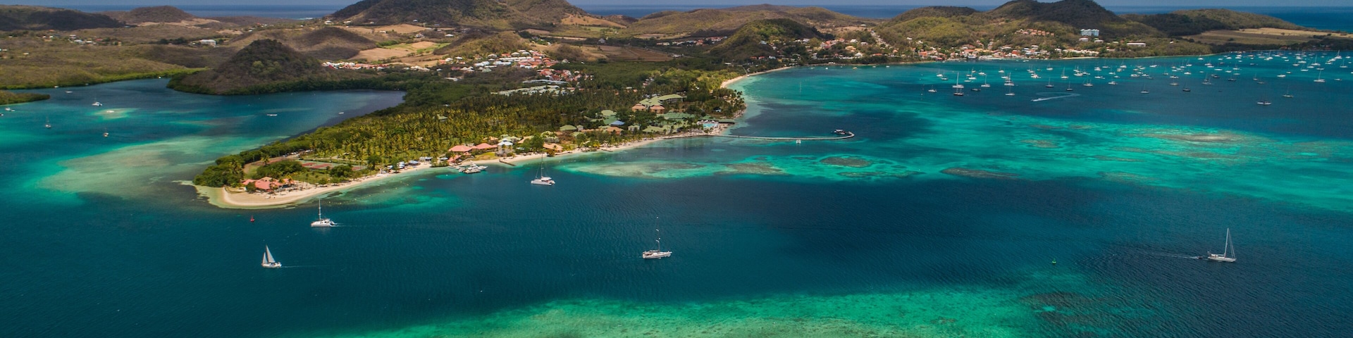 Vue aérienne de la baie du Marin, en Martinique