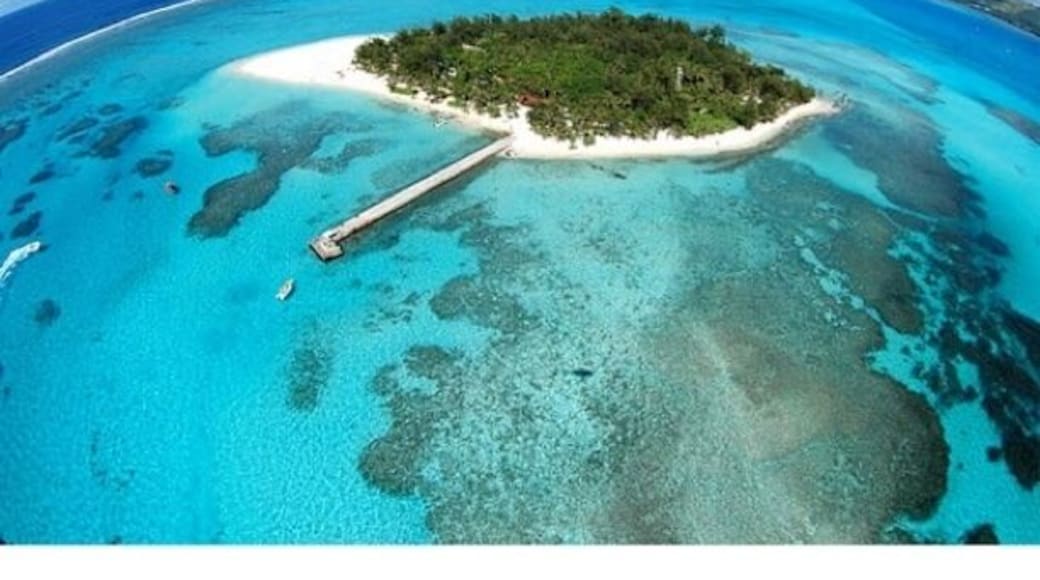 My lovely Saipan island! The above pic is Managaha island, 30min ferry ride from Saipan. I have lived on this lovely place for 3 years. It is considered best diving spot with crystal clear waters. For some who doesn't heard about this place... this small island is just right next to Guam, another Micronesian island. Awesome here are the lovely sunset during happy hour and if you're lucky to catch the ray of green flash and that means free beers!!!