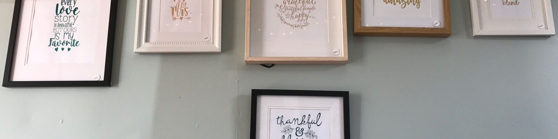 Cute little coffee shop,  very good cappuccinos 😊