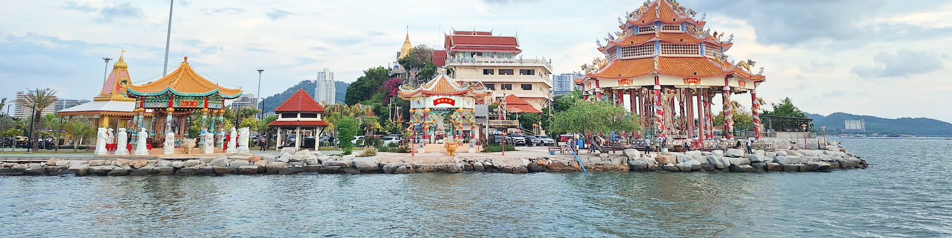 Koh Loy Park is an attraction at Sriracha. Koh Loy is a very small island connected to the mainland of Sriracha by a long bridge. Chonburi, Thailand.