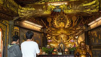 Thousand-armed Goddess of Mercy at Guandu Temple in Taipei, Taiwan 關渡宮の千手観音像