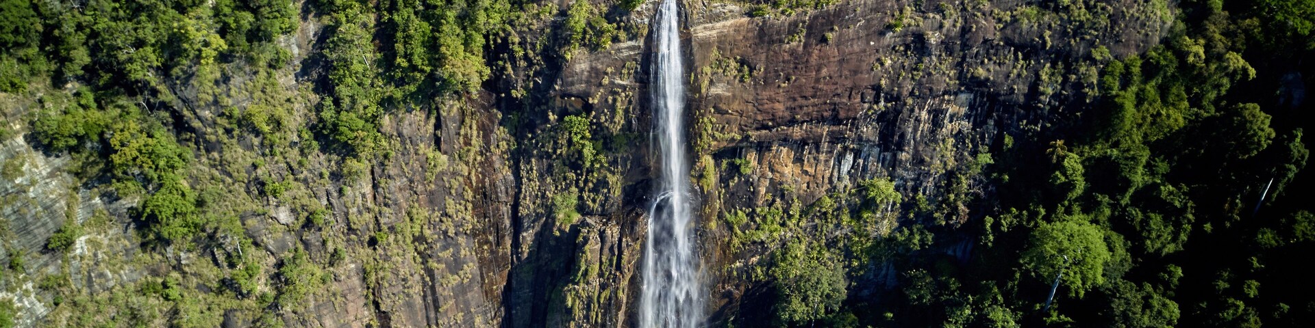 Diyaluma Falls Highest Waterfalls in Sri Lanka