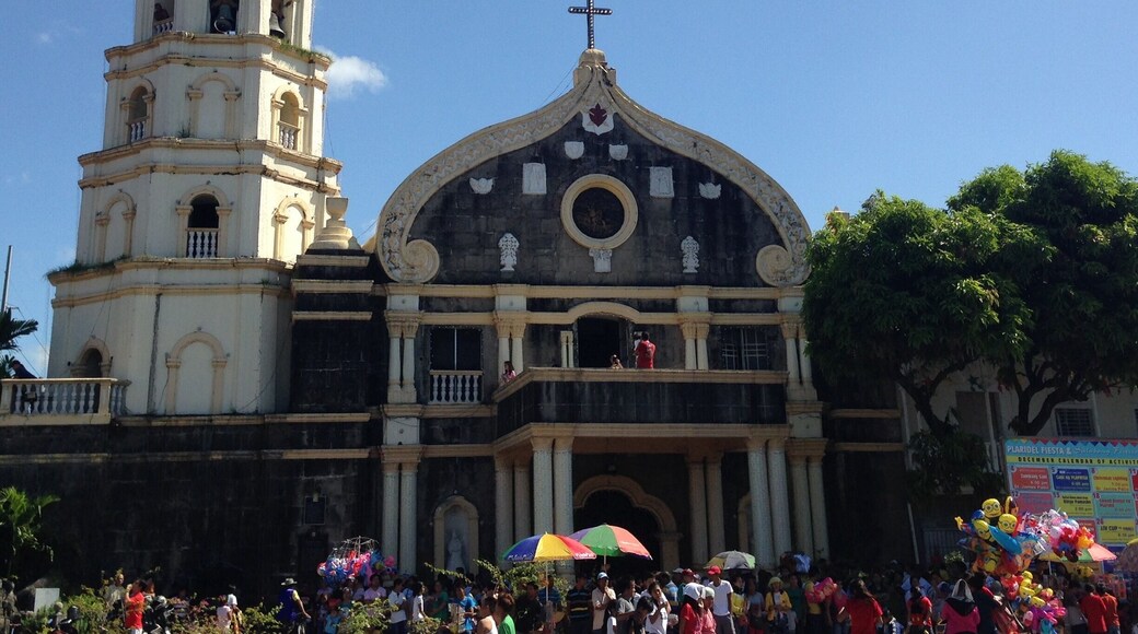 The century old Parish Church of St. James the Apostle in Plaridel Bulacan. Every year, on the 29th to the 30th day of December, the parish celebrates the feast day of St. James in a Salubong Horse Festival. The two day affair is full of different festivities, this is a tradition since 400 years ago. #LoveMyTown