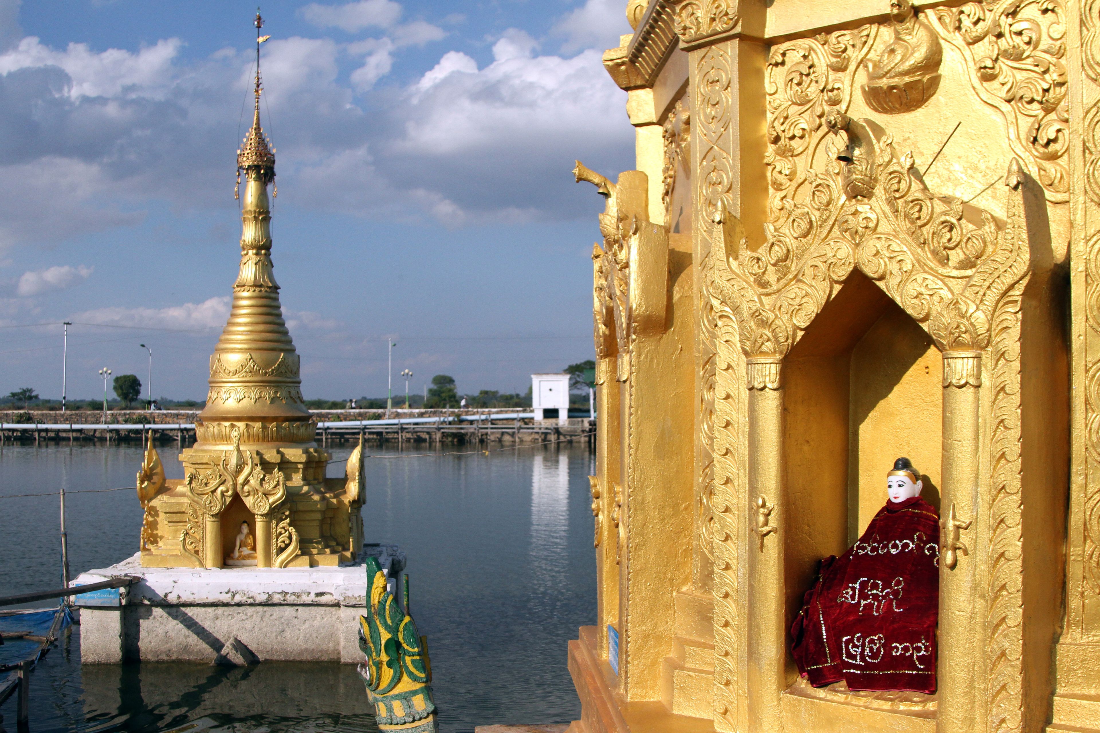 Antaka Yele Pagoda on Lake Meiktila in the town of Meiktila, Burma (Myanmar) on Wednesday 4 January 2012