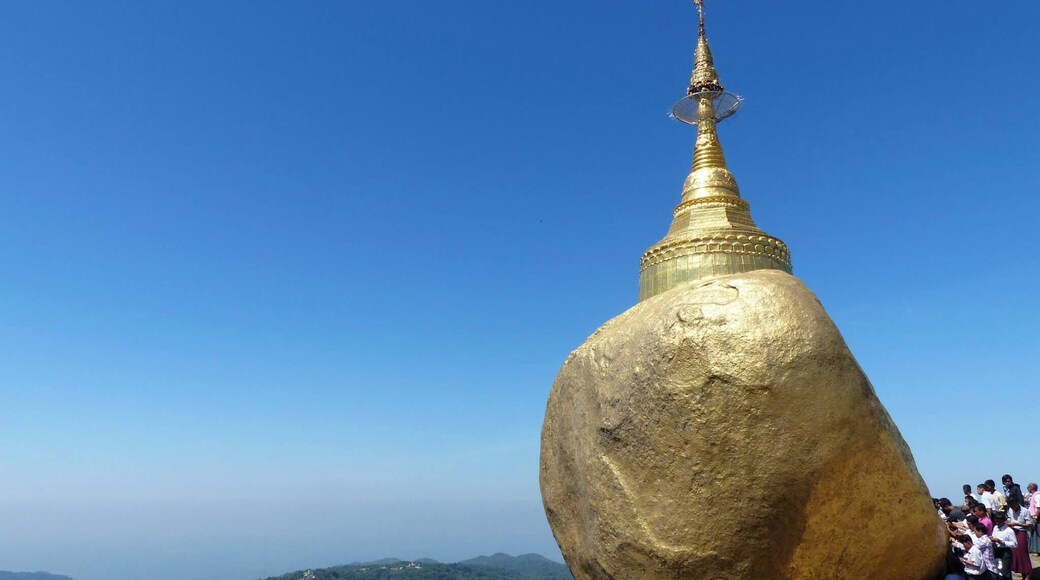 Kyaiktiyo Pagoda, Mon State, #Myanmar