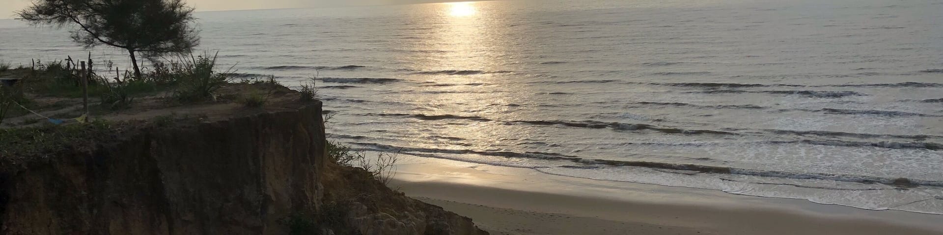 Sunset at Tusan Beach, Miri.