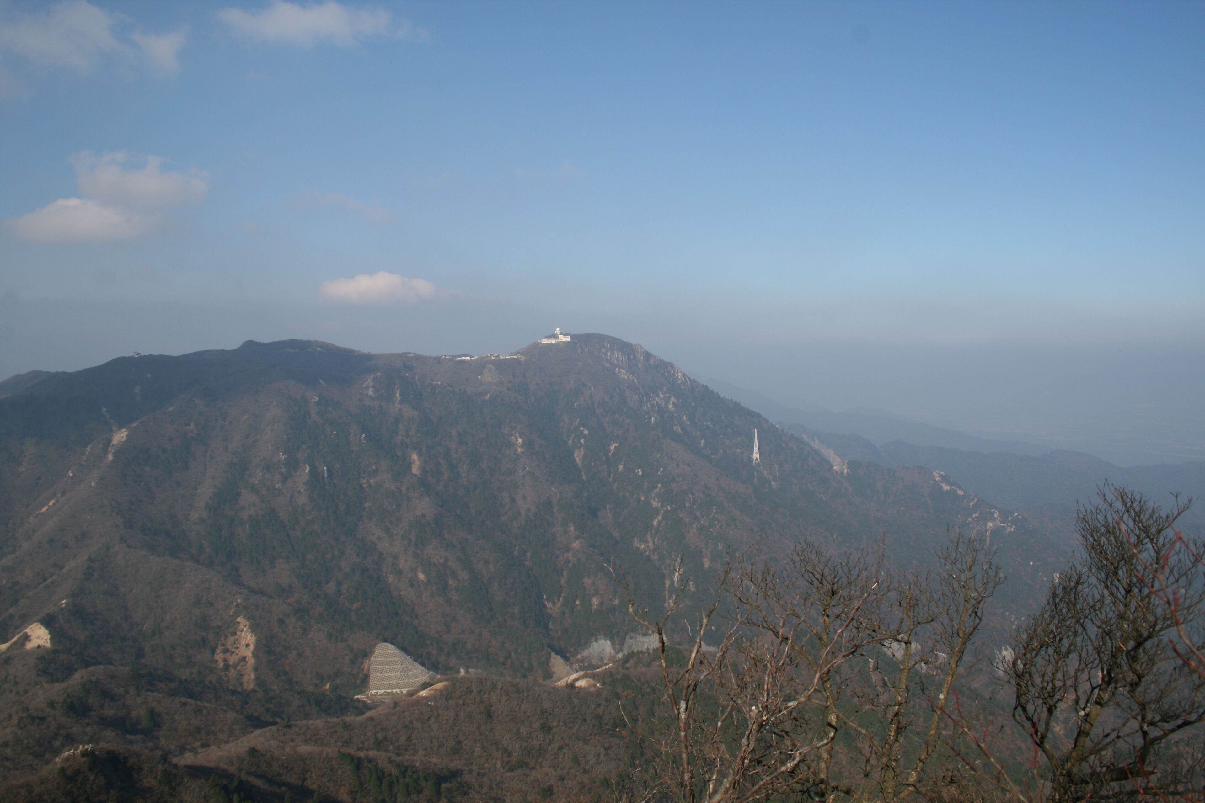 鎌ヶ岳山頂から