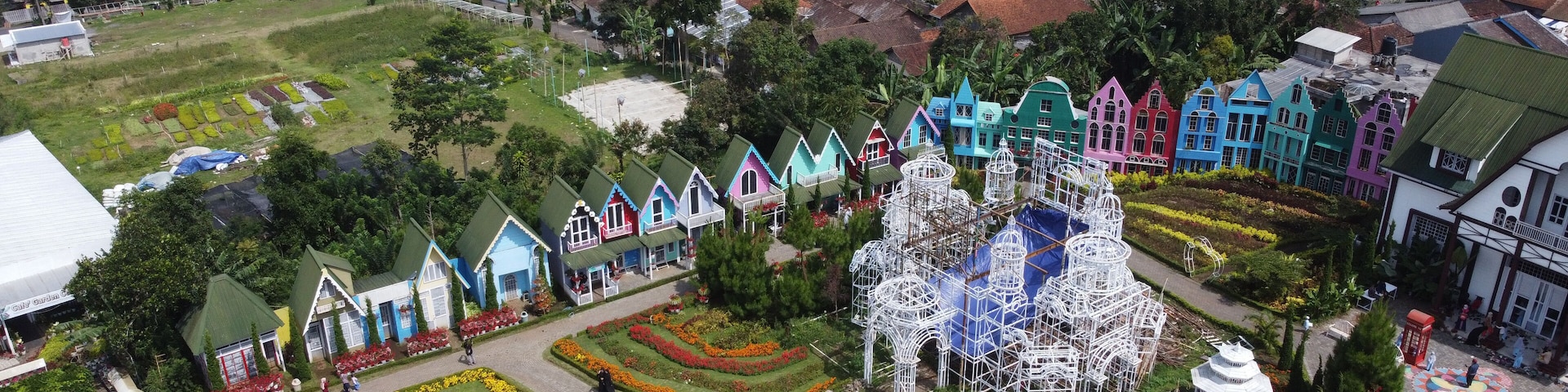 Top view of beautiful flower garden in the middle of the city