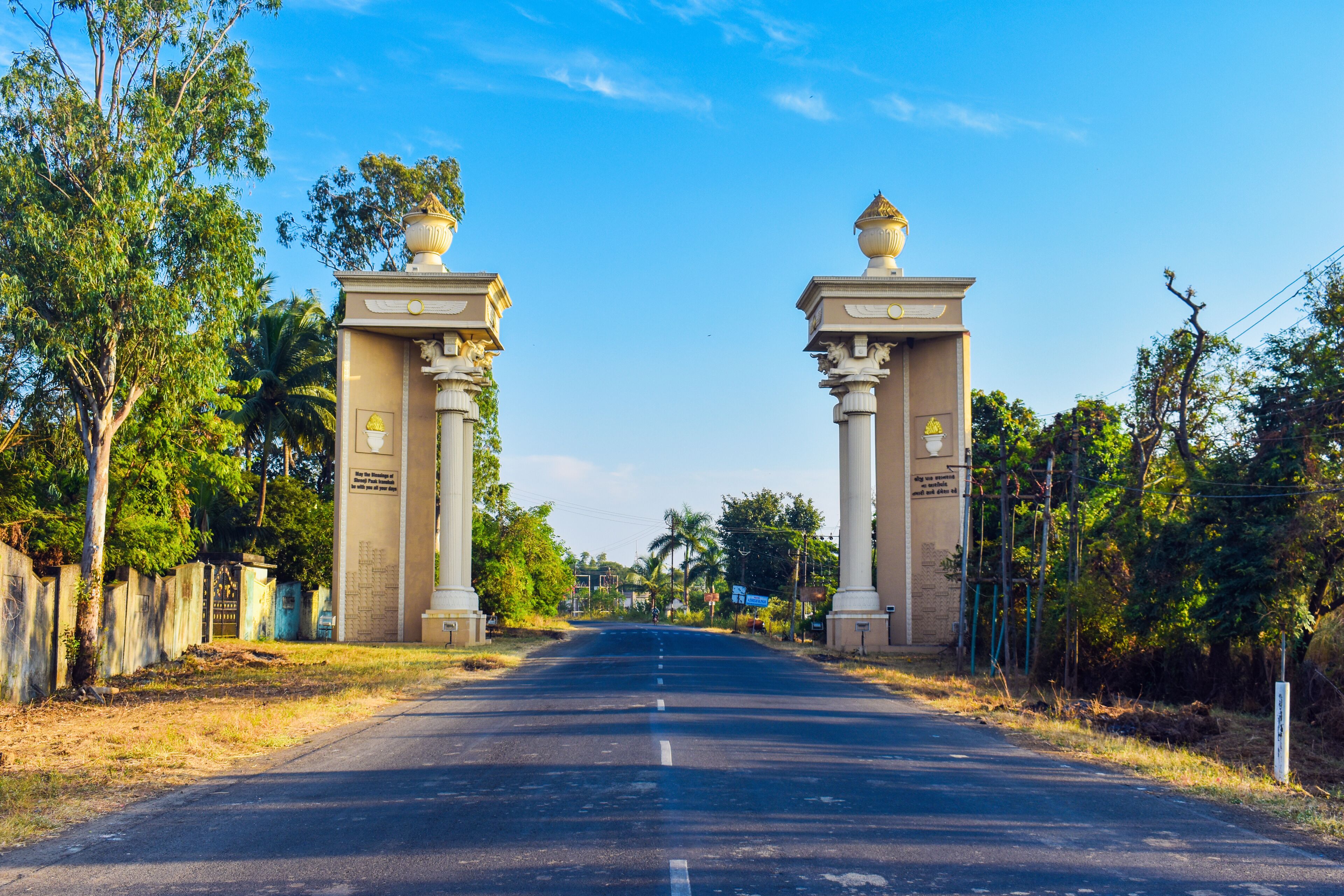 udvada village decorative gate. iranshah atash behram udvada parsi holy place. 