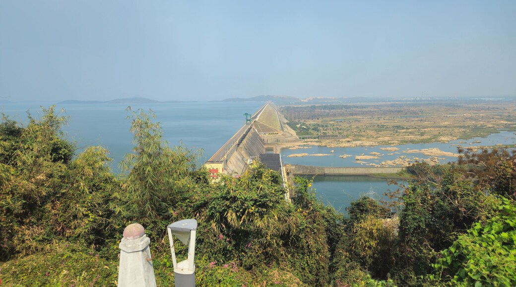 Hirakud Dam is built across the Mahanadi River, about 10 kilometres from Sambalpur in the state of Odisha in India. It is the longest earthen dam in the world.