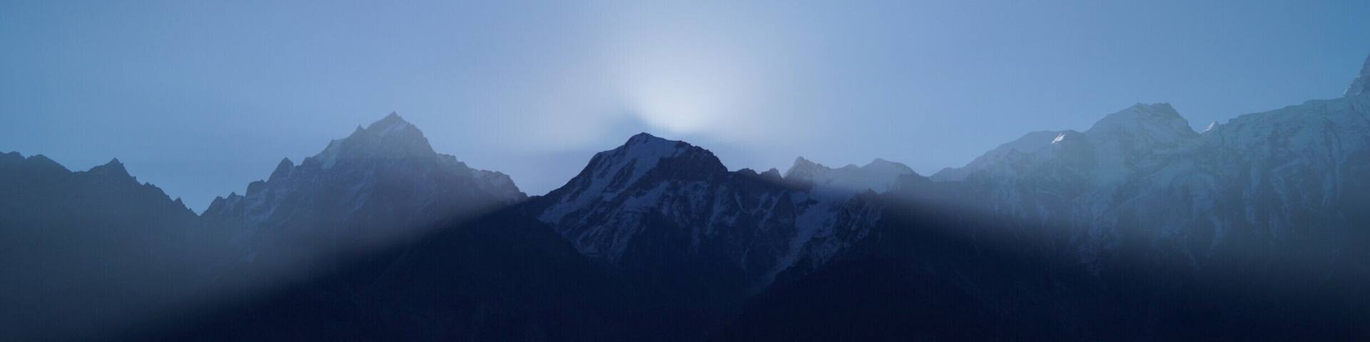 #Blue
We reached Kalpa at night and went straight to bed. The morning was one of the most Bluest morning I ever saw. The Kinnaur ranges infront peaking from the windows. It is believed that Lord Shiva stayed at this mountain. When you zoom the pic, "V" cut on the extreme left there is a Shiva lingam.
My next destination will be to reach and pray at the Shiva lingam.