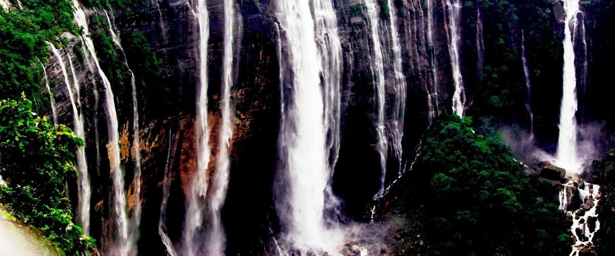 Not every time you get to see it this clear...
#waterfall #green #nature