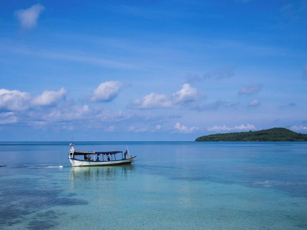 Did you know that Cambodia could look like this? Though the inland areas of the country are dry and dusty, the south coast is every bit as spectacular as Thailand's more famous coastal region. Escape to Koh Ta Kiev to unplug and recharge.