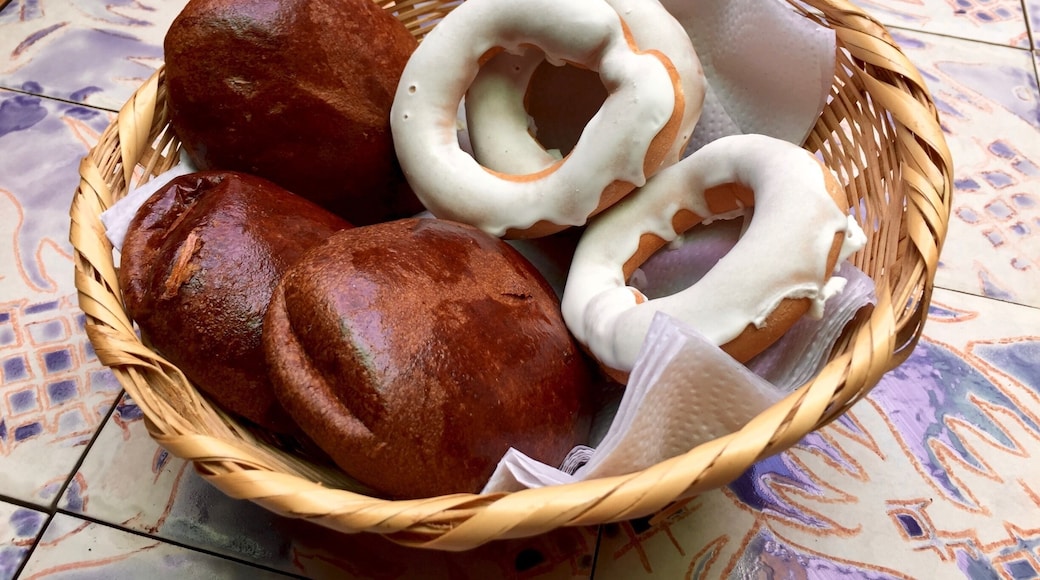 Ika's Bread Bakery Panaderia Artesanal