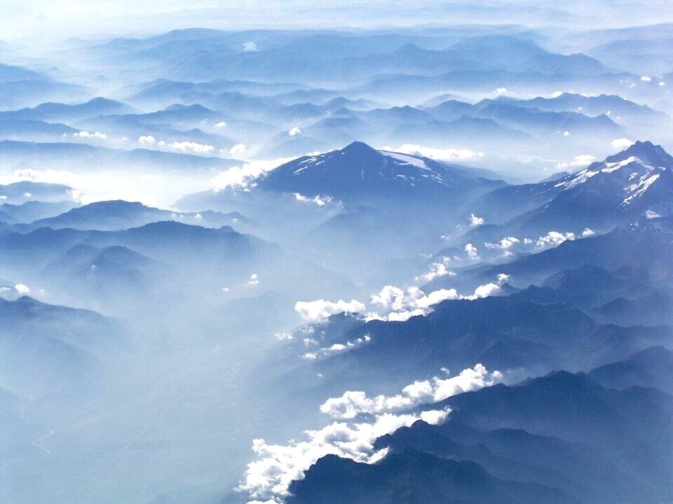 Countless mountain peaks as far as the eyes can see. If I didn't remember wrongly this was the flight from Santiago towards Puerto Montt.

Some of the best sights I have witnessed had been from the planes!!!

#landscape
