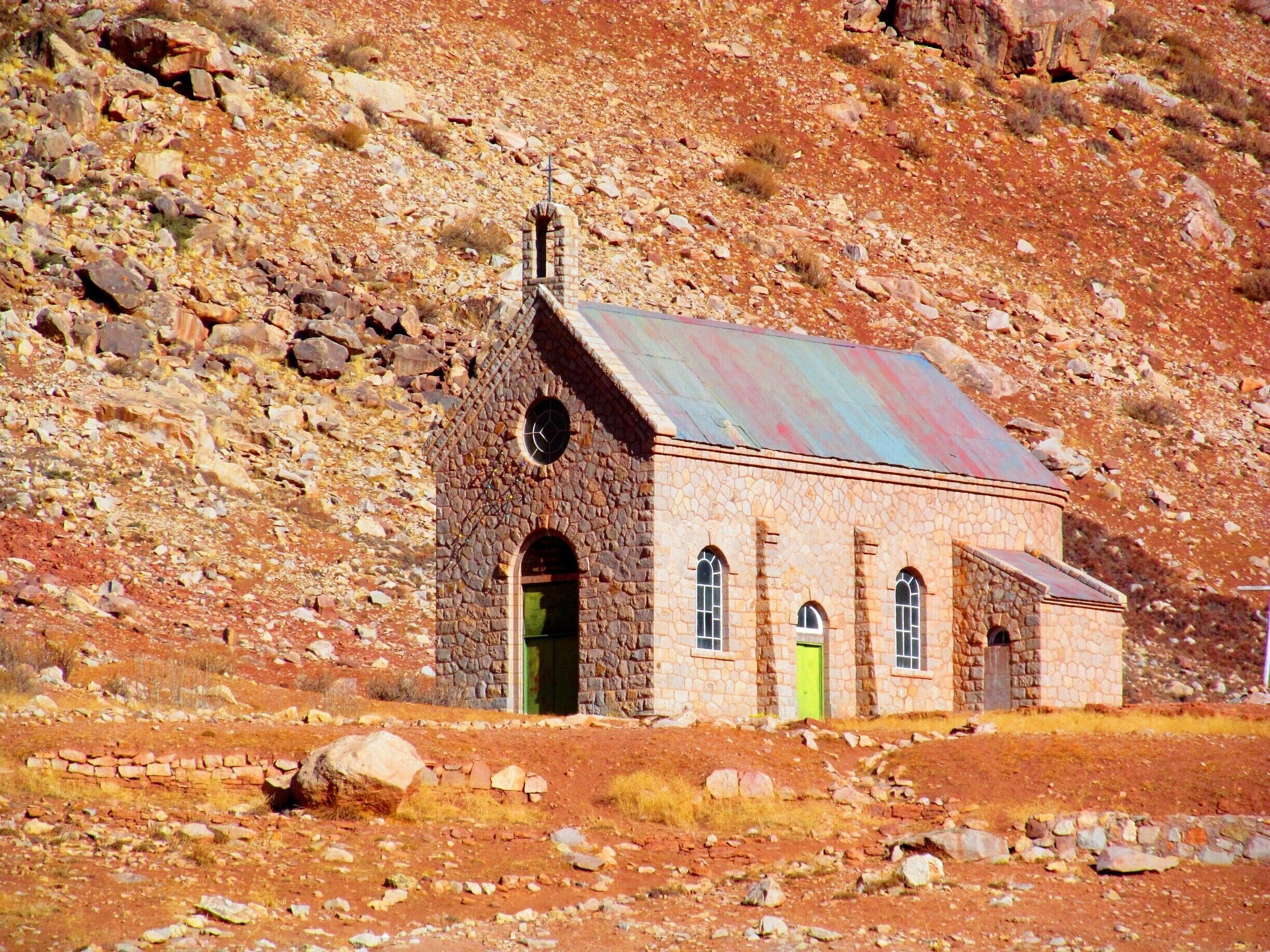 Historical chapel, our Lady of the snows. It was closed to a famous thermal Hotel, built in 1925, where people of the high society used to frequent, and practice sports. This chapel miraculously survived a snowslide, in 1965, that destroyed the Hotel. #colorful