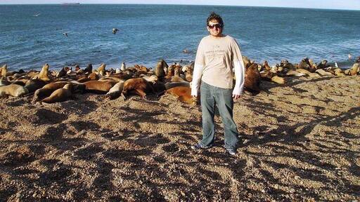 la loberia, ubicado a unos 10 km de la ciudad.