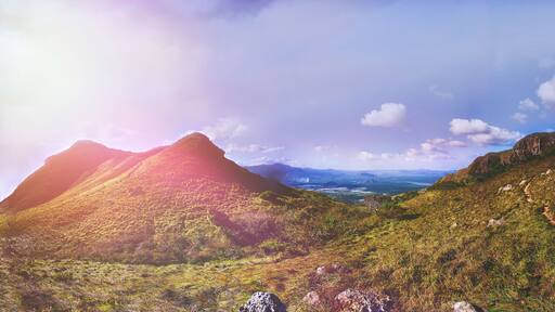 Paisaje panorámico al atardecer en cerro chame Panamá / Panoramic landscape at sunset in Cerro Chame Panama