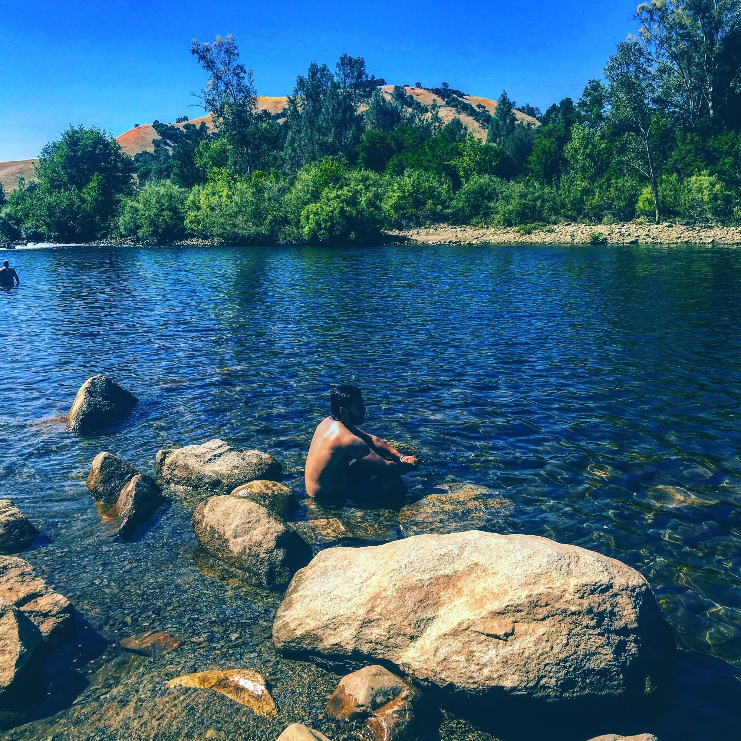 It’s a hidden little gem and hey please don’t forget to visit Marcos restaurant right up the way for good earthy music and a cold beer...family & furbaby friendly! 🕉