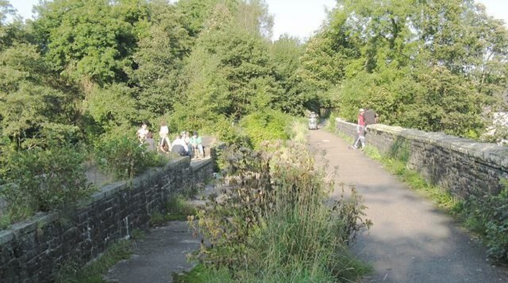 On Swansea Canal aqueduct over the Twrch at Gurnos This portion of the disused canal is now dry but the south side towpath is a public footpath and may even be part of the mercurial cycle route 43.