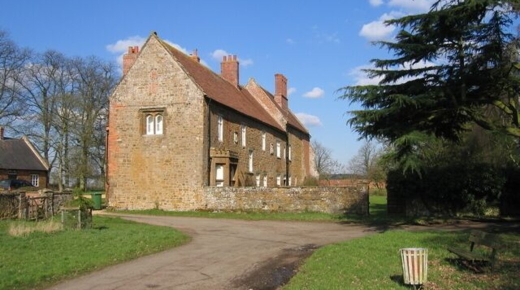 Wormleighton Manor House Looking east from the lane towards the church.