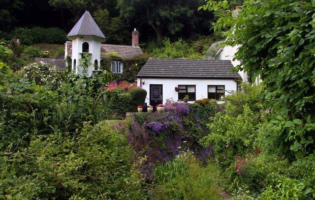 Cottage and dovecote at Buck's Mills