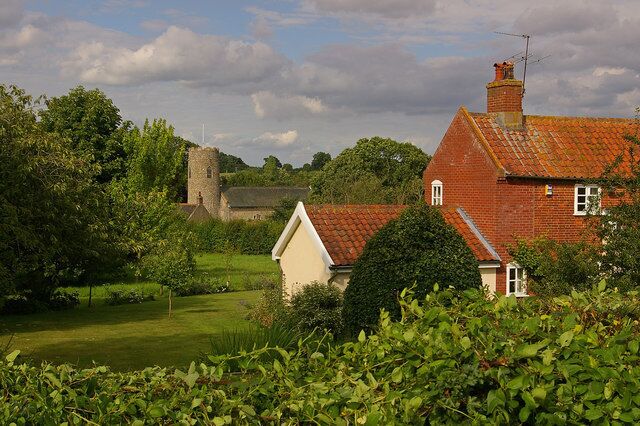 Hill House and St Andrew's Church, Wissett Hill House was built in the early 1800s by a William Haggar. In the background is St Andrew's Church.