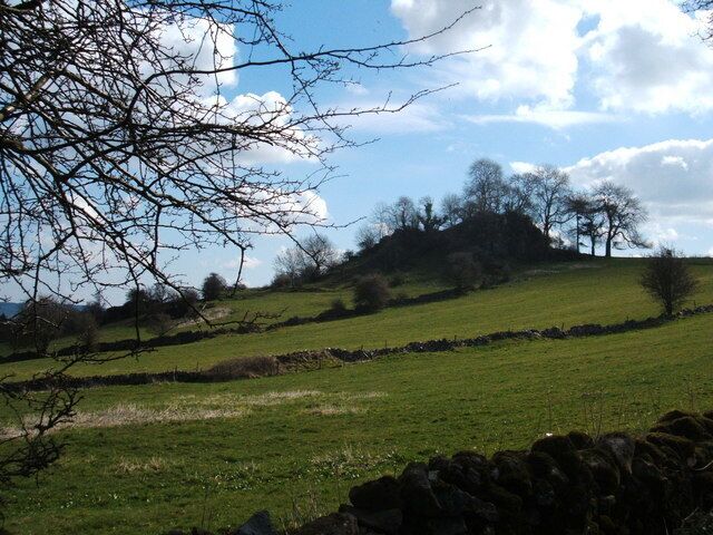 Grey Tor, from track, Limestone Way