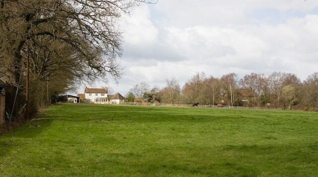 Holly Farm, Canada The other side of the farm faces onto the Common.
