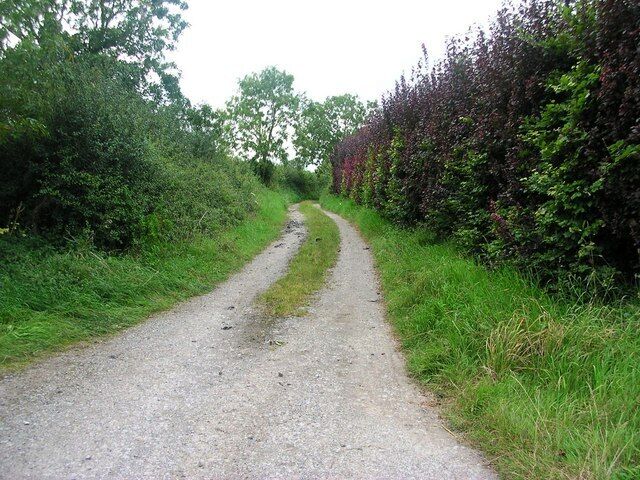 Slate Lane View west along Slate Late - public way