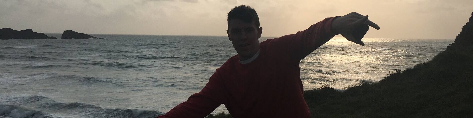 A lovely evening with a gorgeous view. Ruined by a best friend. Still alright though, I guess.