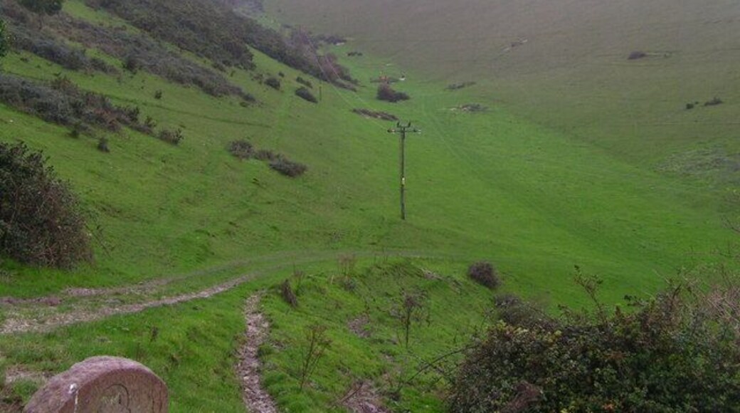 Giant's Trencher A dry valley