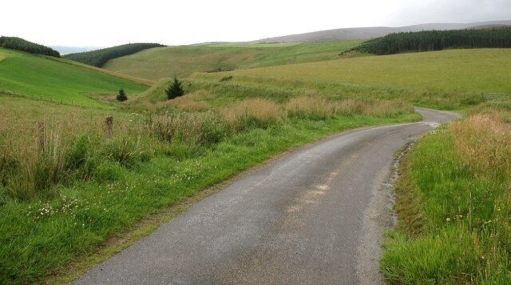 Road into the valley An area of steep sided small valleys, several of which look suspiciously like glacial drainage channels. This road follows such a valley to Milltown of Towie.