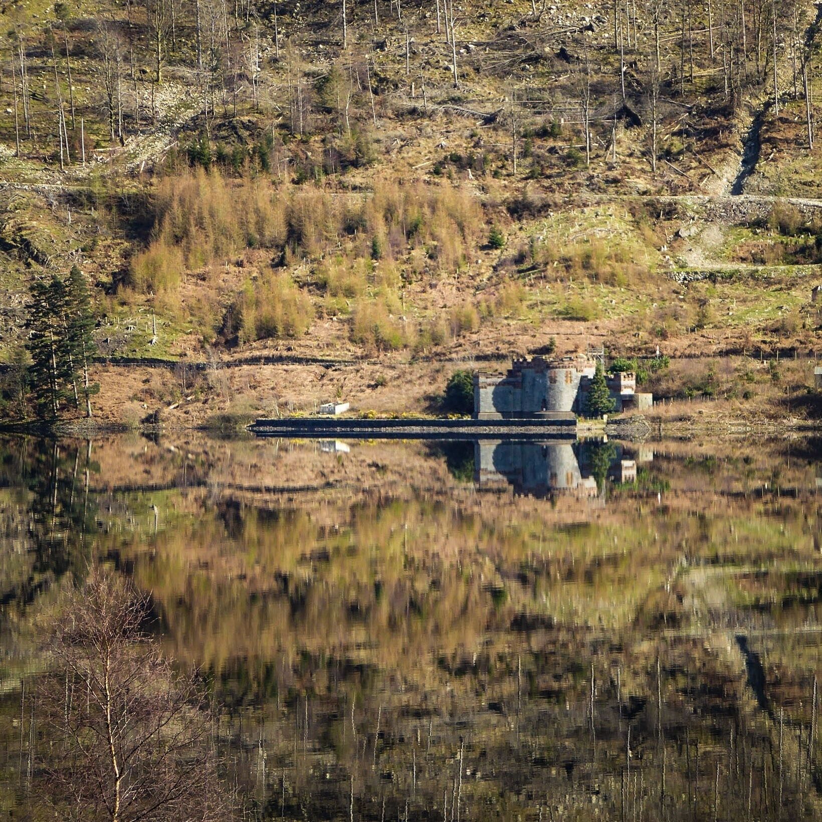 The Old Straining Well and valve house for Thirlmere Reservoir. 1885-1894 by G.H. Hill (engineer), Thirlmere, Lake District, England. 