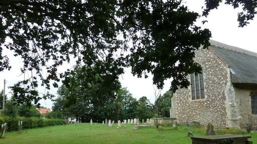St Peter, Theberton: churchyard, near to Theberton, Suffolk, Great Britain.