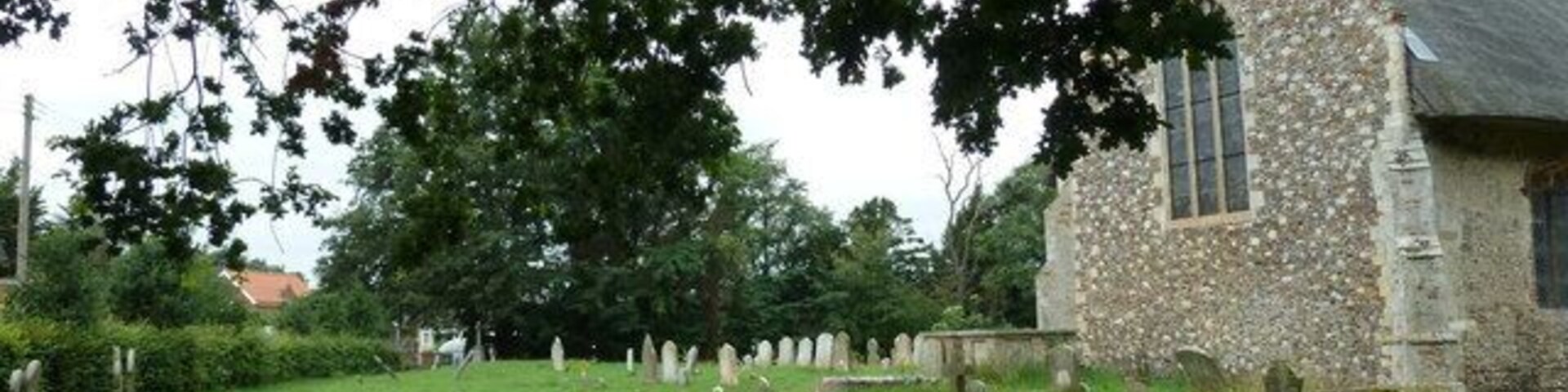 St Peter, Theberton: churchyard, near to Theberton, Suffolk, Great Britain.