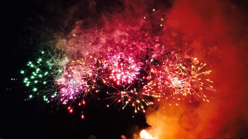 Bonfire night, great atmosphere and free tea and hot dogs