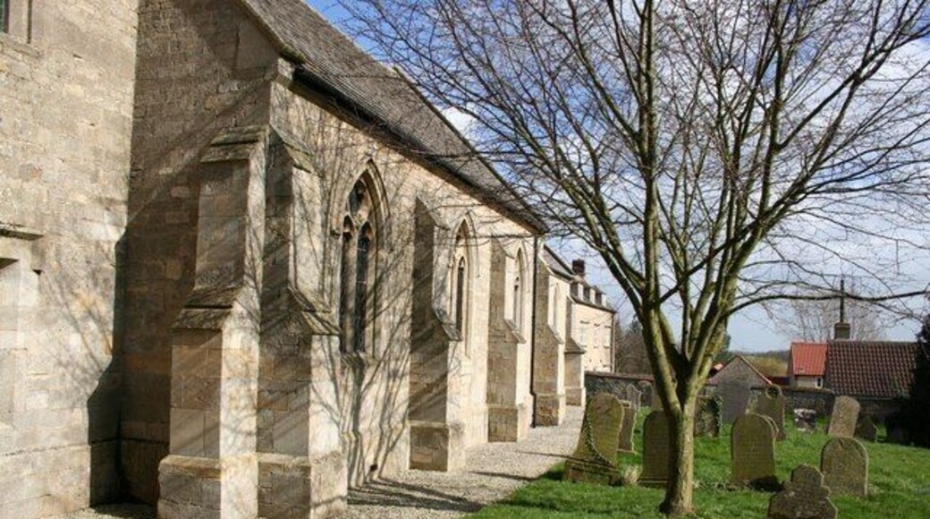 View east along the south side of St Nicholas' parish church, Swayfield, Lincolnshire