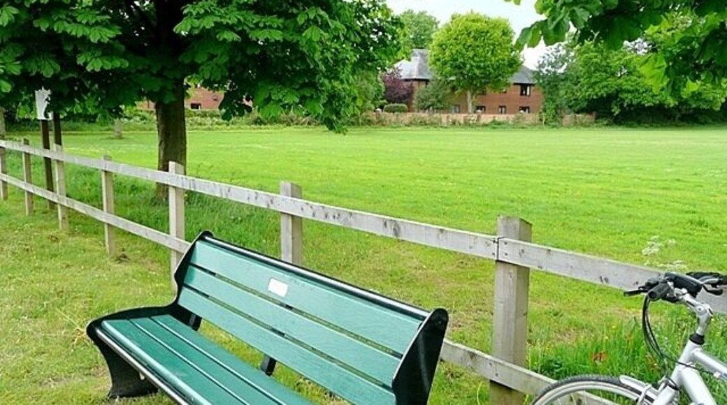 Bench at Mortimer Common. This bench adjacent to the common is a convenient place to sit and eat ones lunch and contemplate the view of the church opposite. The bench commemorates ...? Have a look 1315428