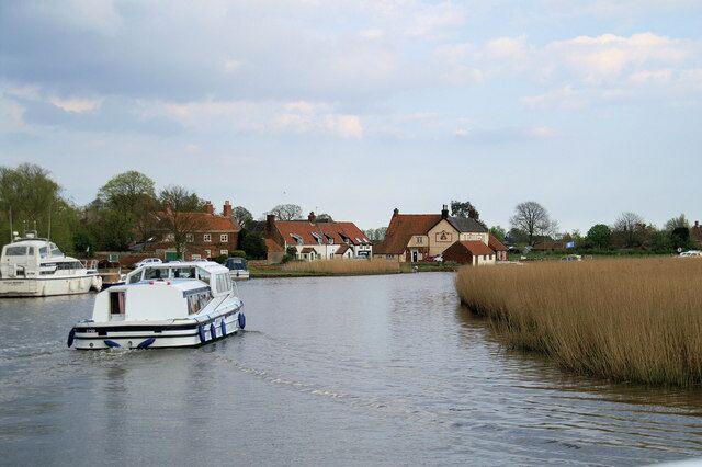 River Bure, Stokesby Looking downstream towards Stokesby.